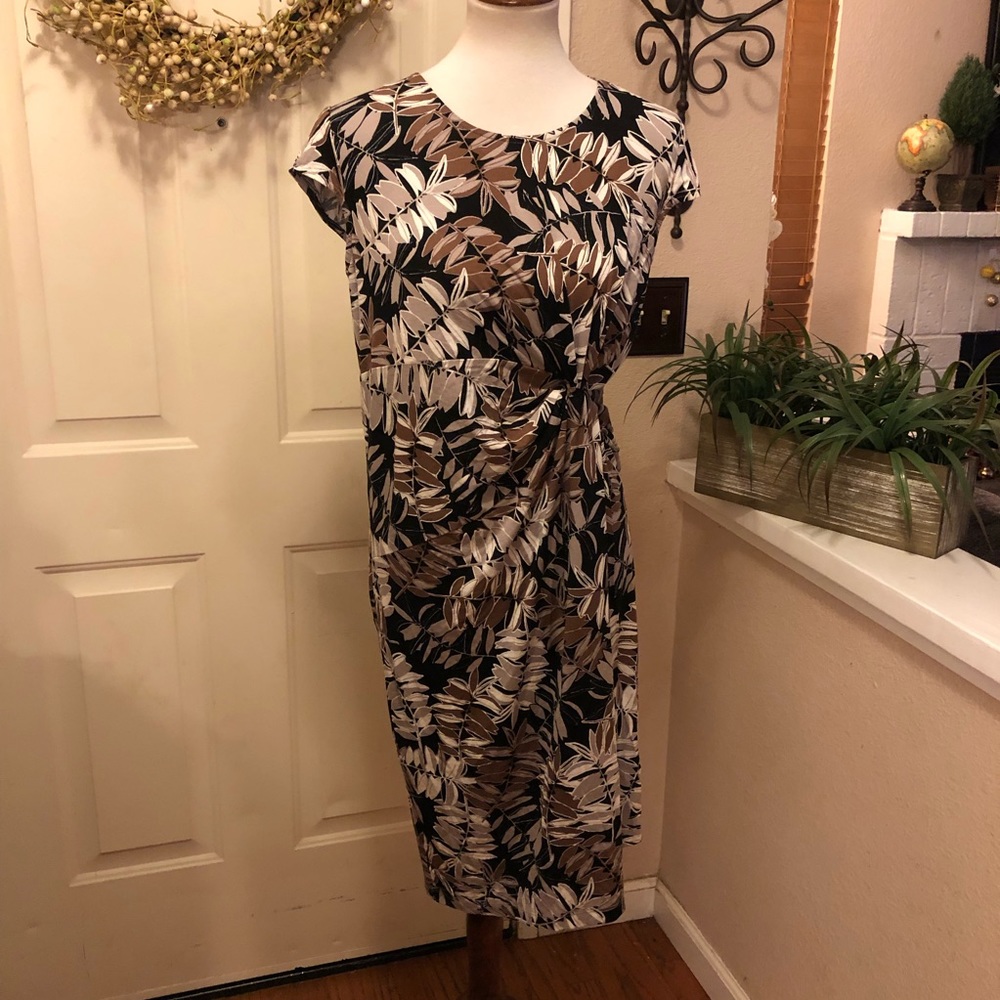 NWT Bonita Brand Brown Tones Palm Leaf Print Dress